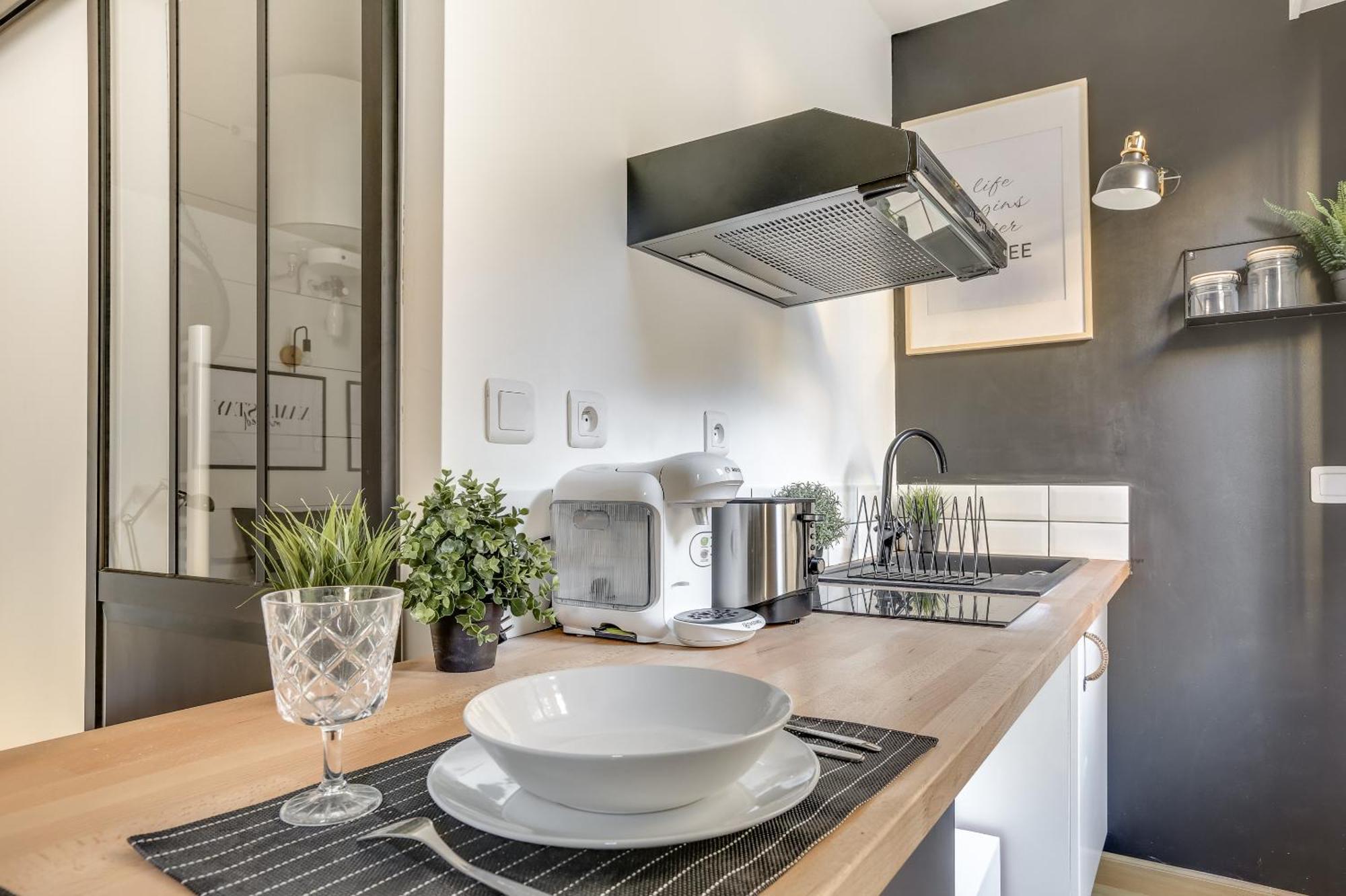 Suites Independantes Toutes Equipees Leopold Ou Carnot Nancy Exterior foto