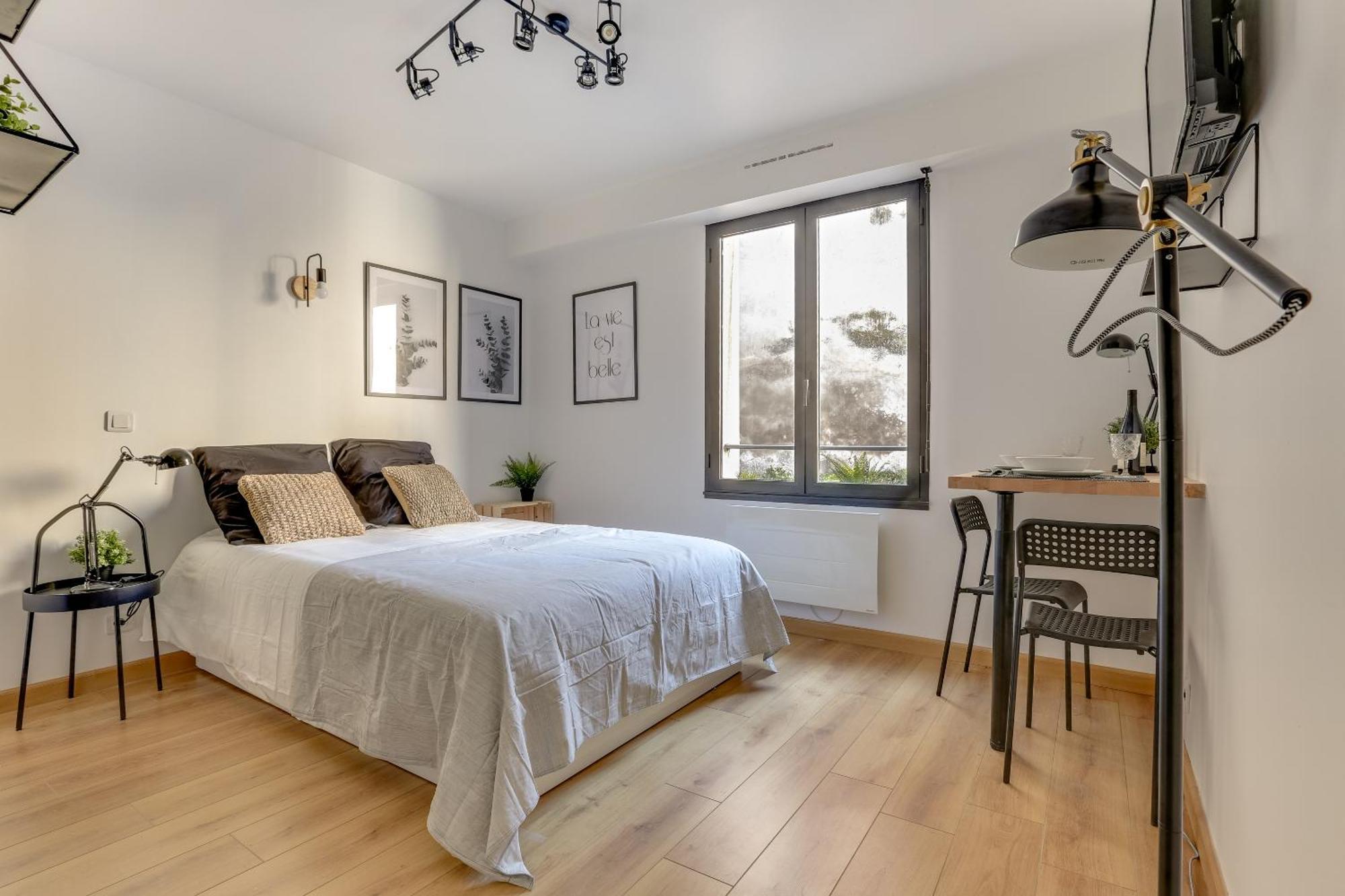 Suites Independantes Toutes Equipees Leopold Ou Carnot Nancy Zimmer foto