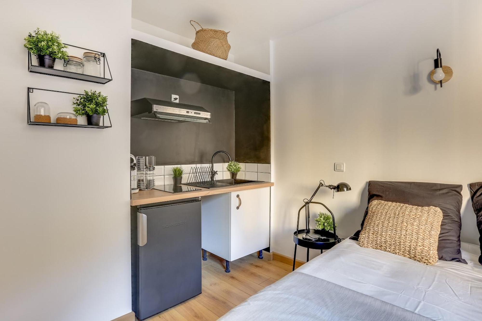 Suites Independantes Toutes Equipees Leopold Ou Carnot Nancy Zimmer foto